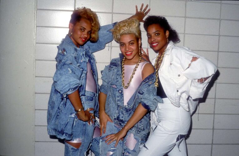 Fashion Trends That Should NEVER Make a Comeback (Or Should They?)